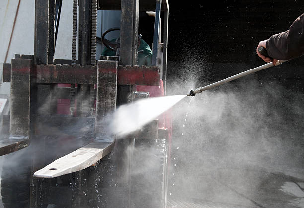 Professional Pressure Washing Services in Metamora, IL